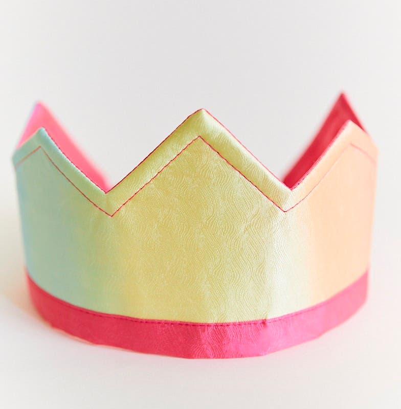 Sarah's Silks Reversible Silk Crown - Rainbow/Rose image